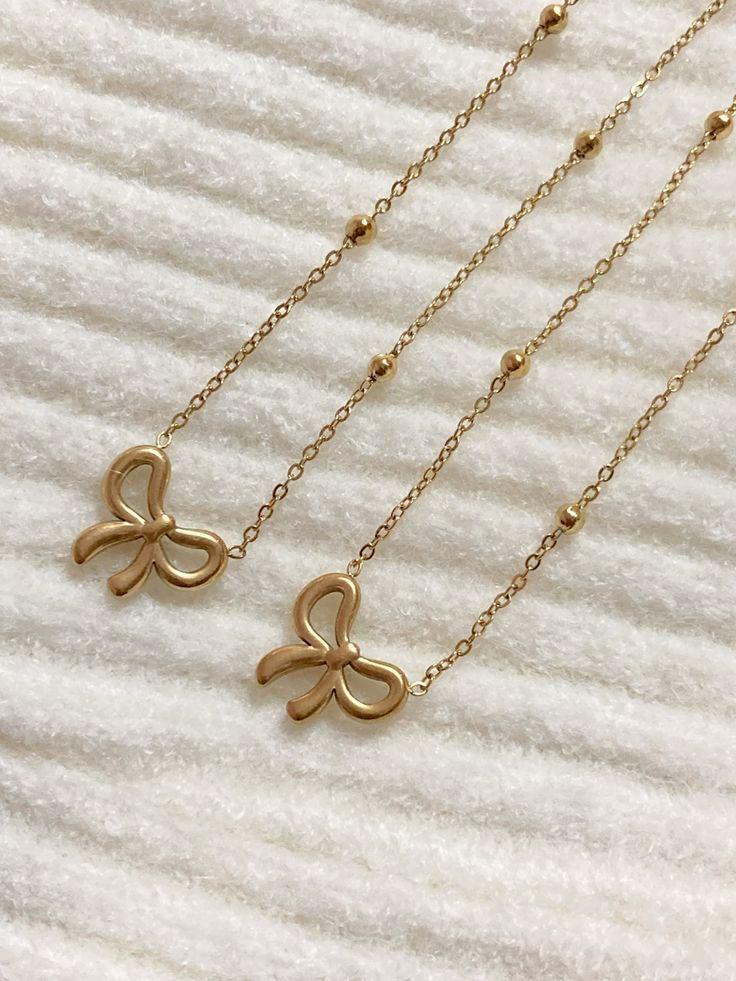 Minimalist Bow Pendant Necklace